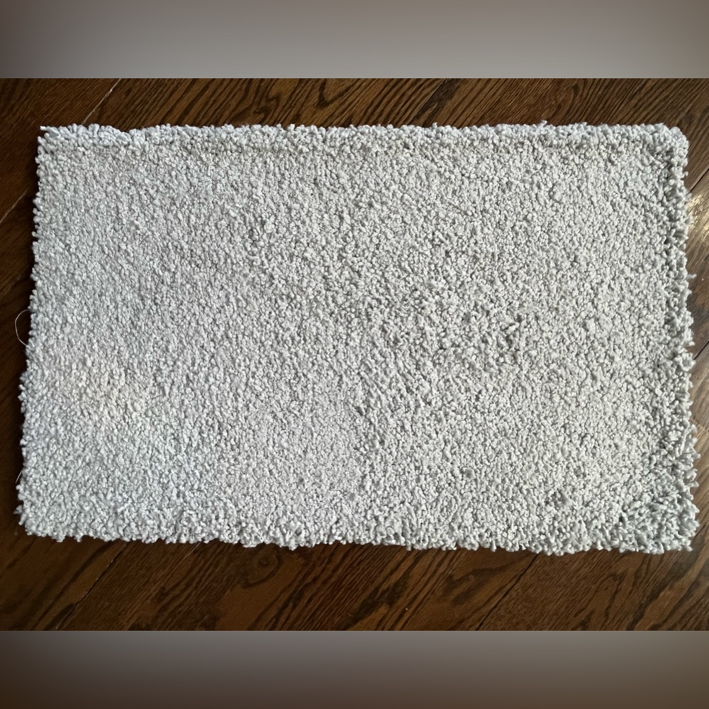 (7) 27.5inches x 17 inches Grey Shaggy Rug/Mat